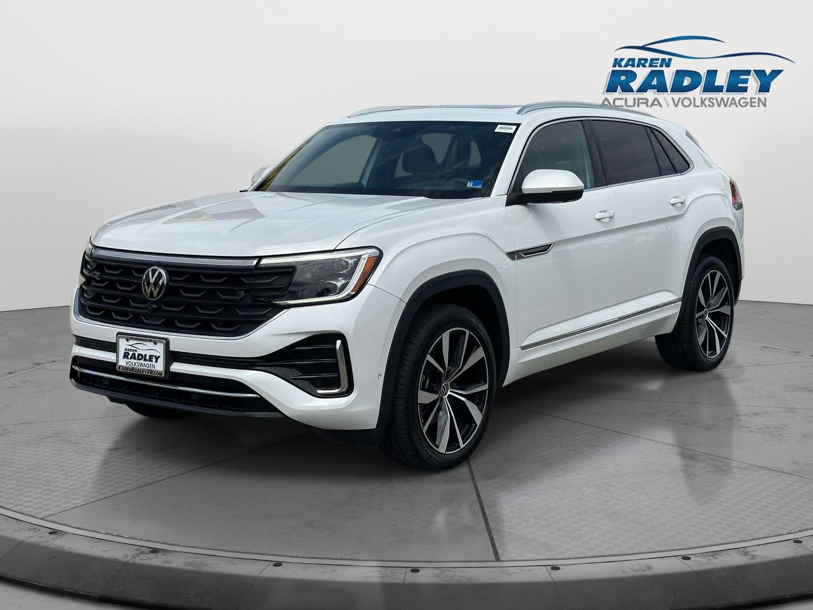 Certified 2024 Volkswagen Atlas Cross Sport SEL Premium R-Line AWD/4WD image 5