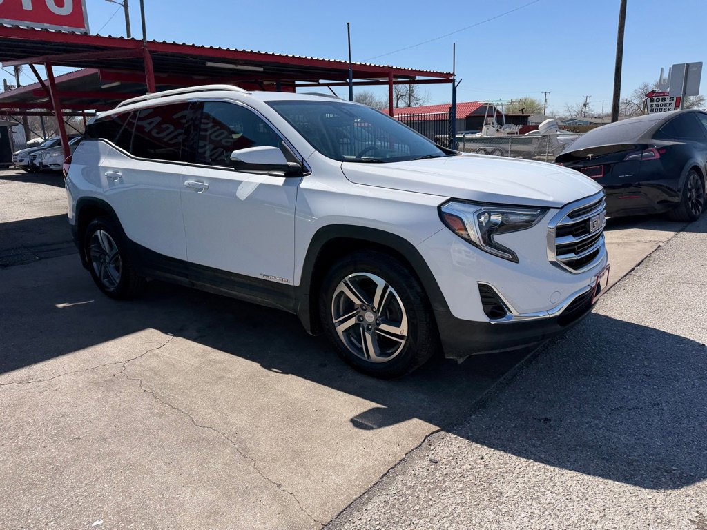 Used 2020 GMC Terrain SLT w/ Preferred Package image 1