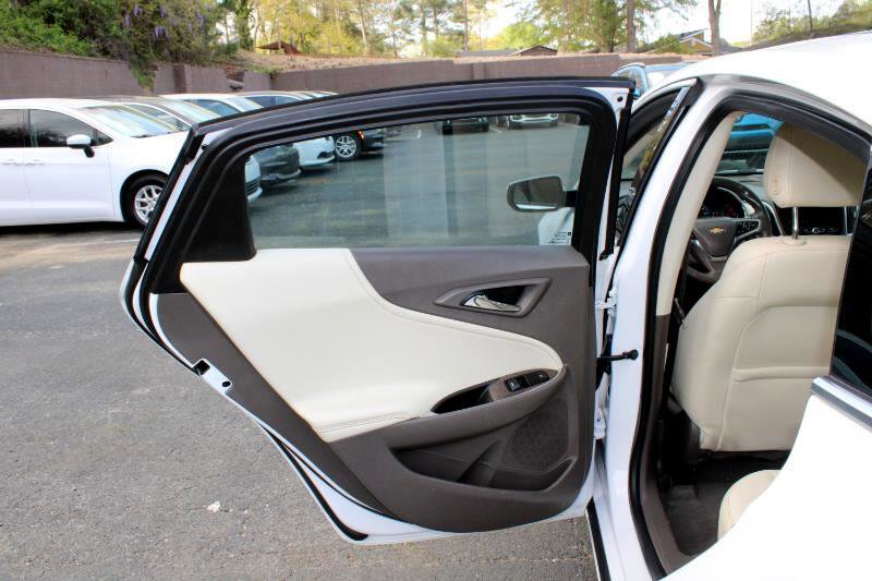 Used 2019 Chevrolet Malibu Premier w/ Sun and Wheel Package image 20