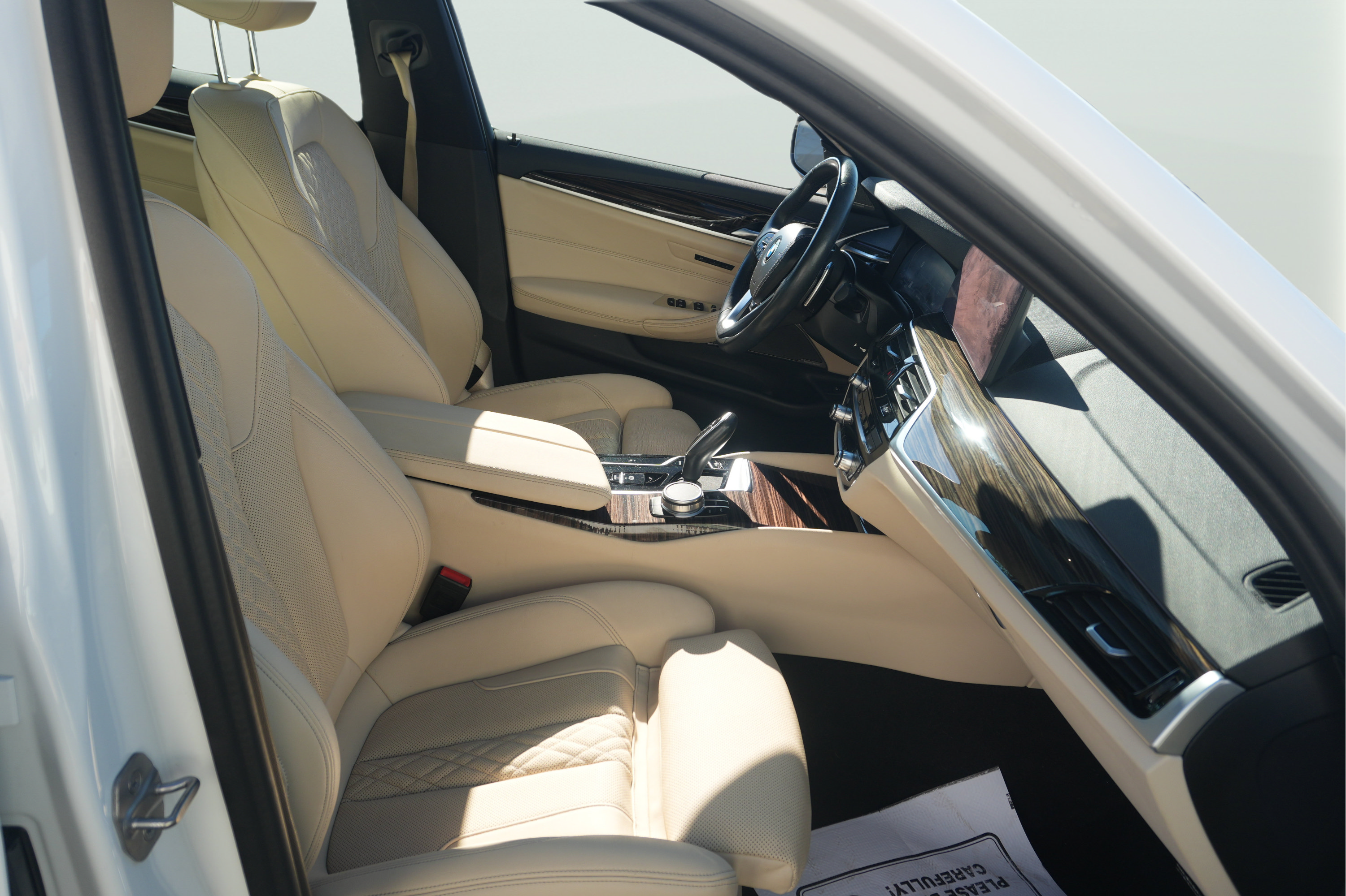 Used 2023 BMW 530i xDrive w/ Premium Package AWD/4WD image 29