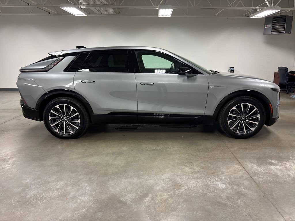 New 2026 Cadillac Lyriq Premium Sport image 20