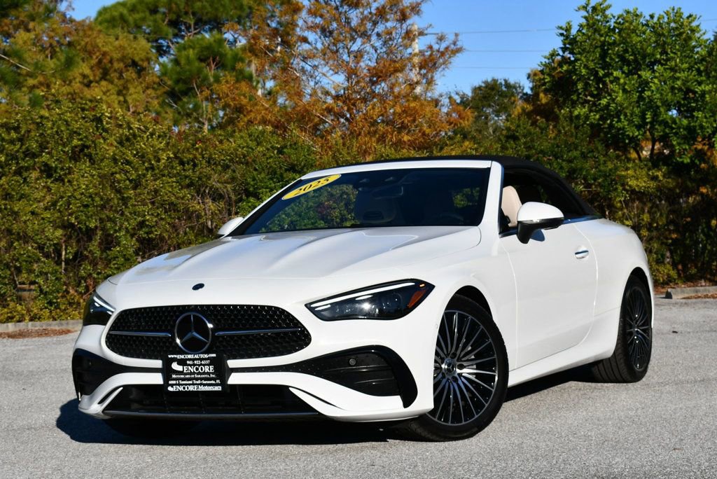 Used 2025 Mercedes-Benz CLE 300 4MATIC Cabriolet image 21