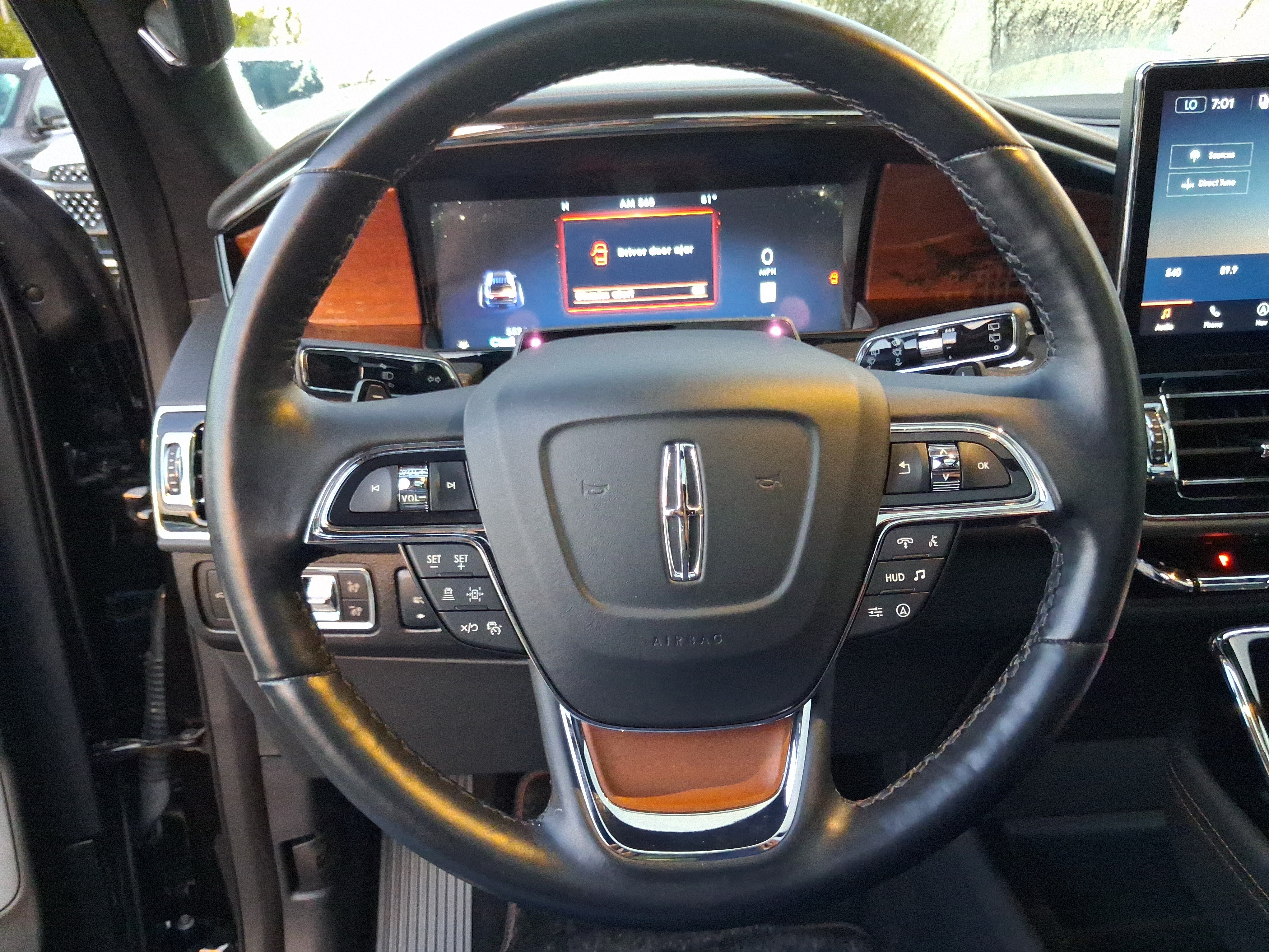 Used 2024 Lincoln Navigator L Black Label AWD/4WD image 16