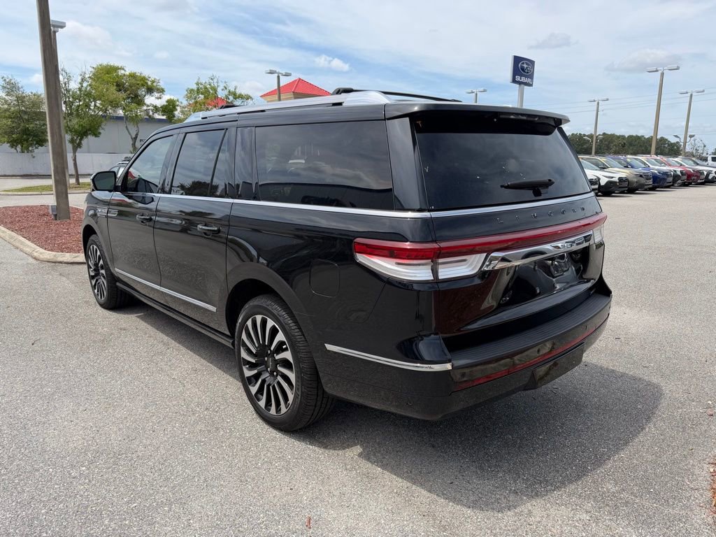 Used 2023 Lincoln Navigator L Black Label AWD/4WD image 8
