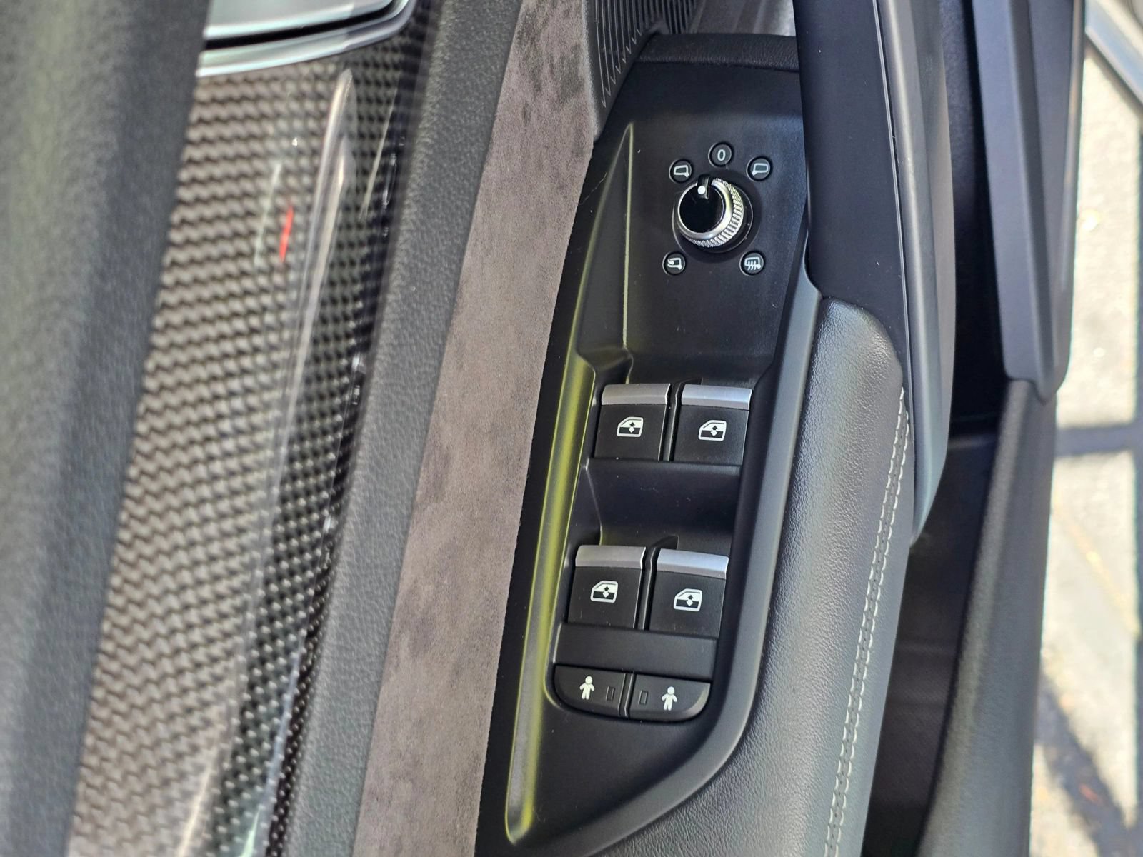 Used 2019 Audi SQ5 Premium Plus w/ Premium Plus Package AWD/4WD image 22