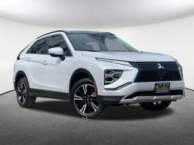 Used 2023 Mitsubishi Eclipse Cross SE image 2