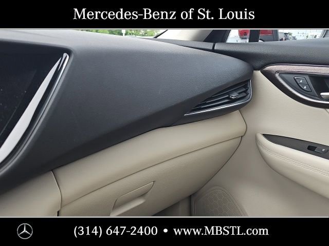 Used 2023 Buick Envision Avenir image 29