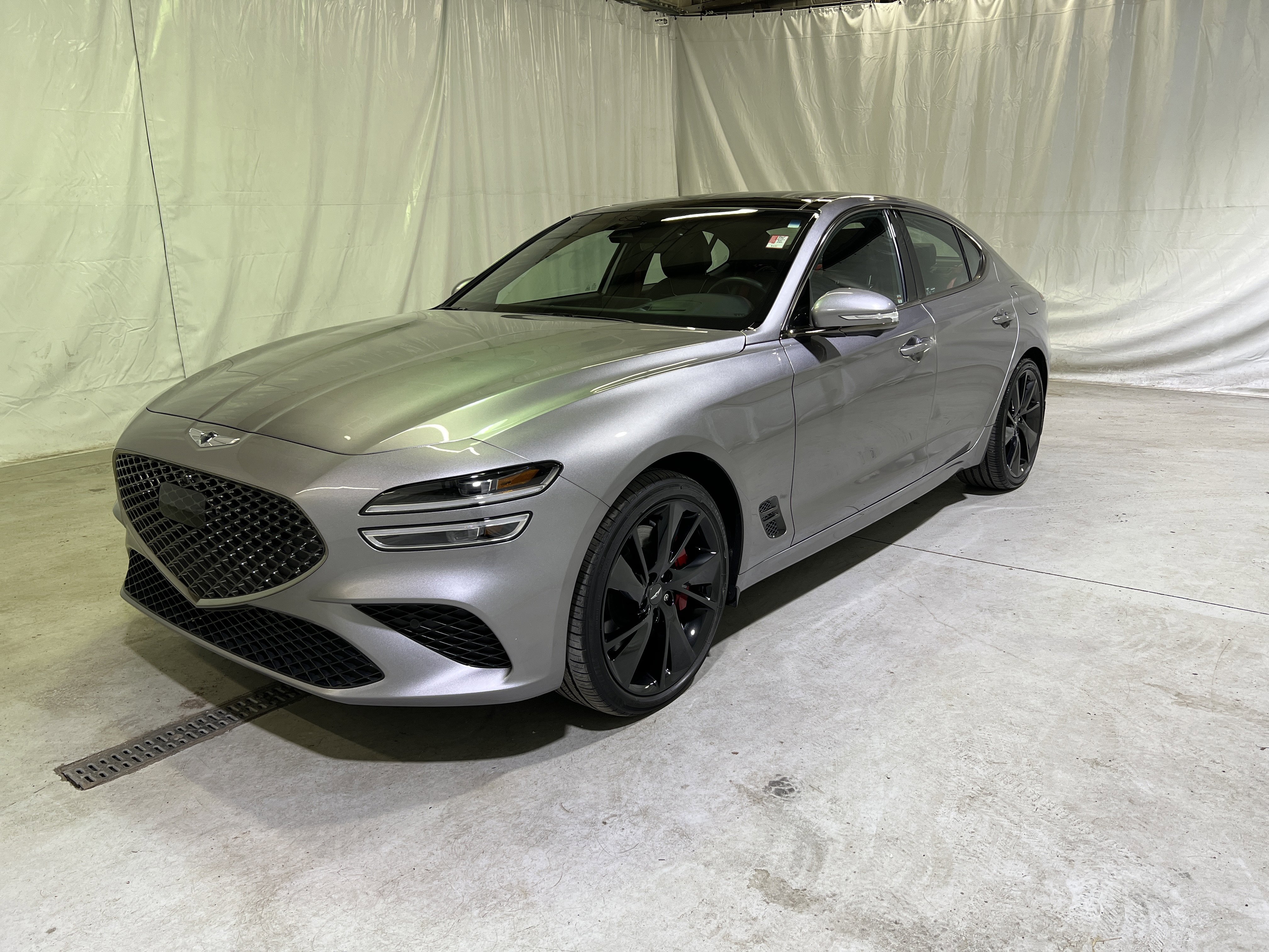 Used 2023 Genesis G70 3.3T w/ Sport Prestige Package image 5