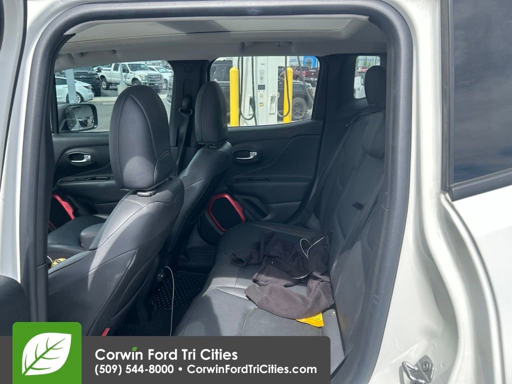 Used 2018 Jeep Renegade Trailhawk AWD/4WD image 7
