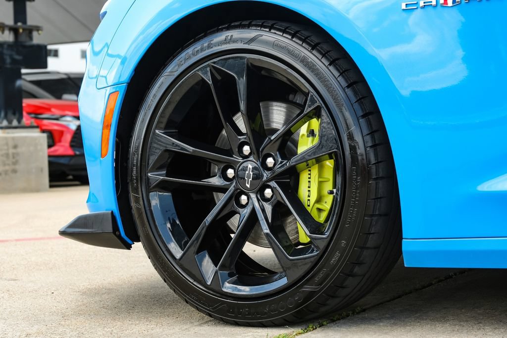 Used 2023 Chevrolet Camaro SS RWD image 63