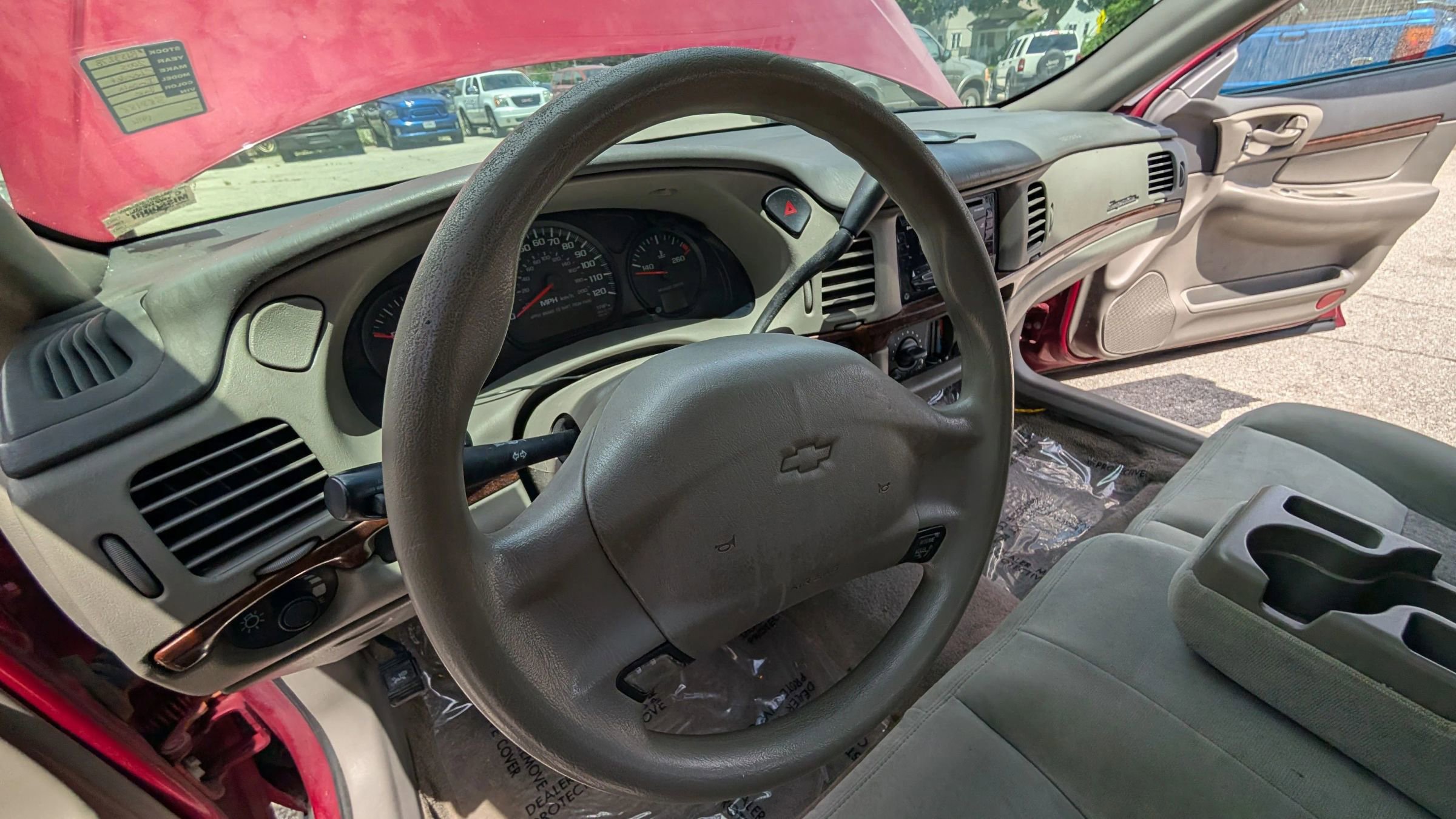 Used 2005 Chevrolet Impala Sedan w/ Preferred Equipment Group image 9