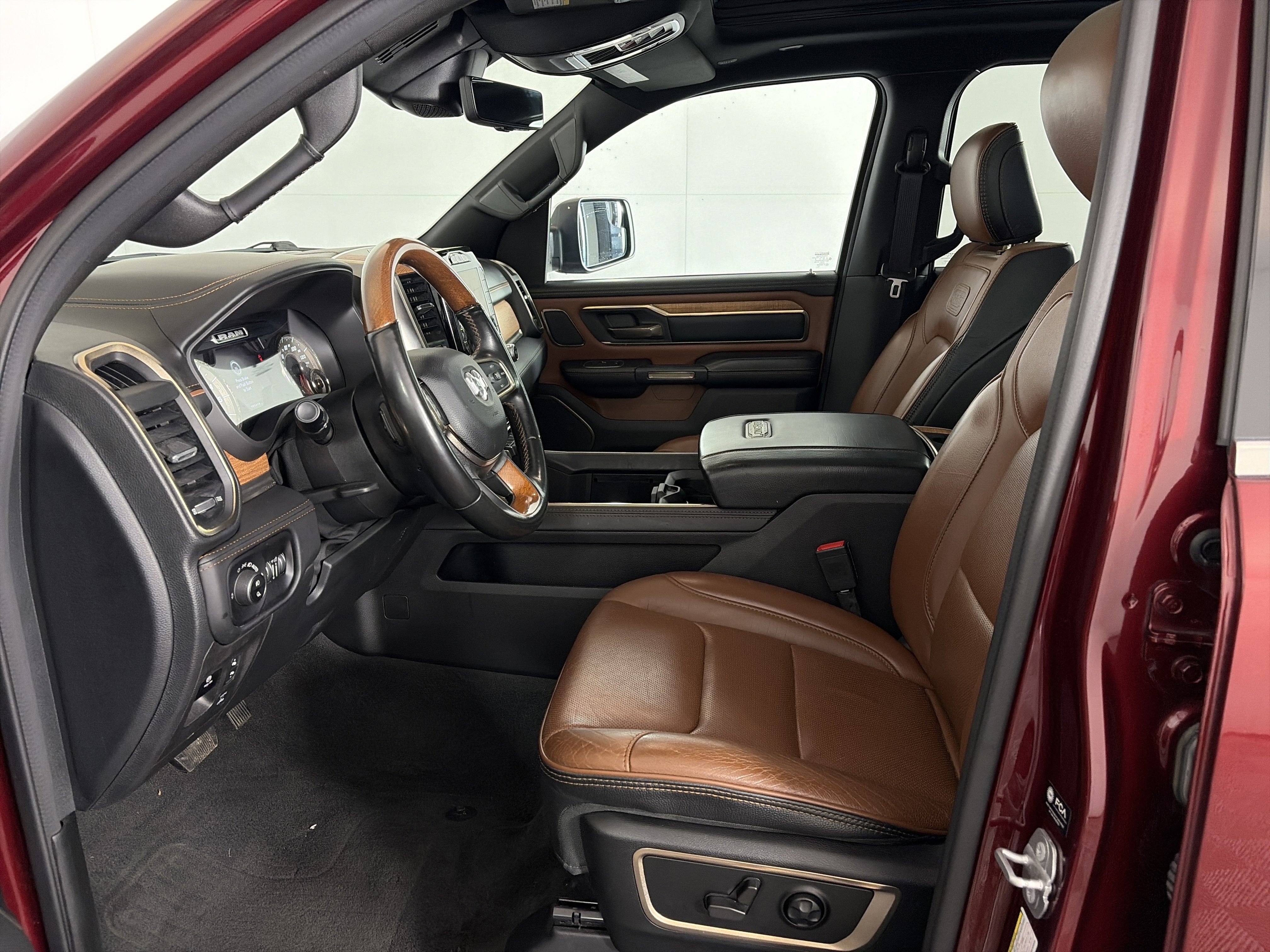 Used 2022 RAM 1500 Limited image 6