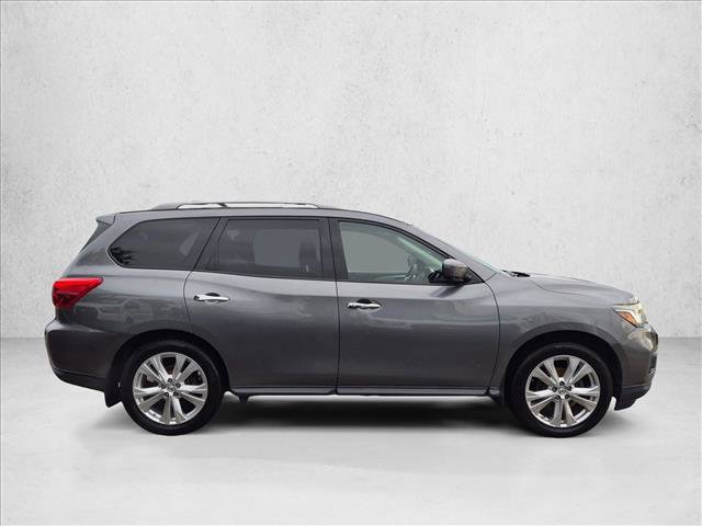 Used 2018 Nissan Pathfinder SL w/ SL Premium Package AWD/4WD image 4