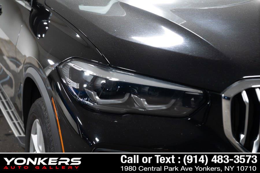 Used 2023 BMW X5 xDrive40i w/ Premium Package image 30