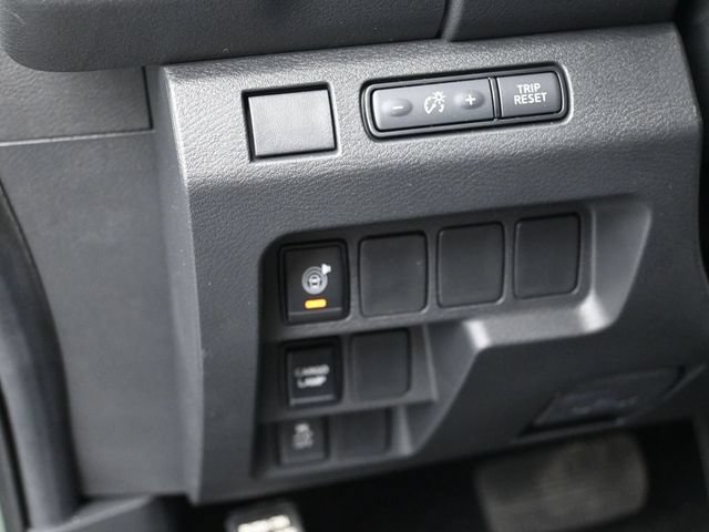 New 2026 Nissan Frontier SV w/ All-Weather Content Package AWD/4WD image 18