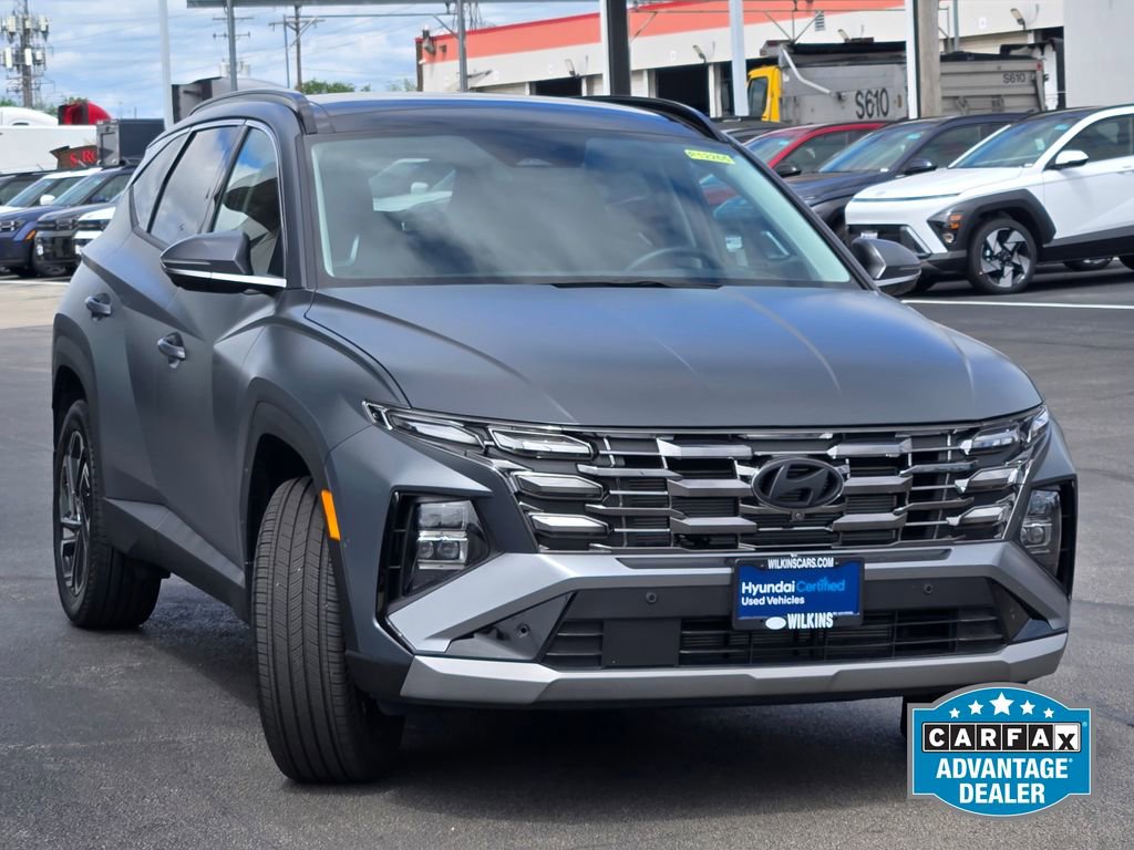 Certified 2025 Hyundai Tucson Limited AWD/4WD image 4
