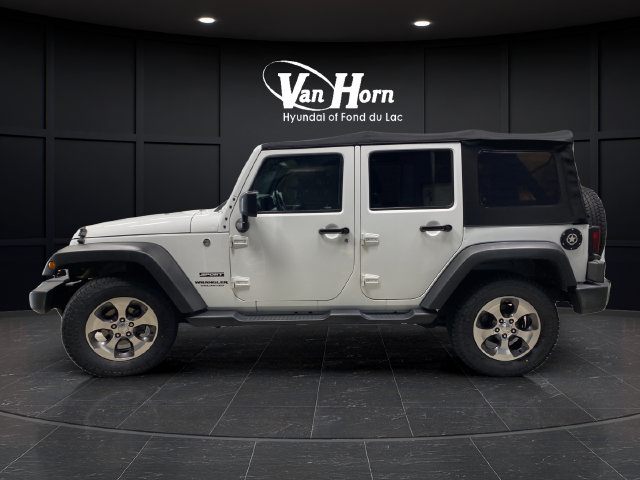 Used 2016 Jeep Wrangler Unlimited Sport w/ Dual Top Group AWD/4WD image 4