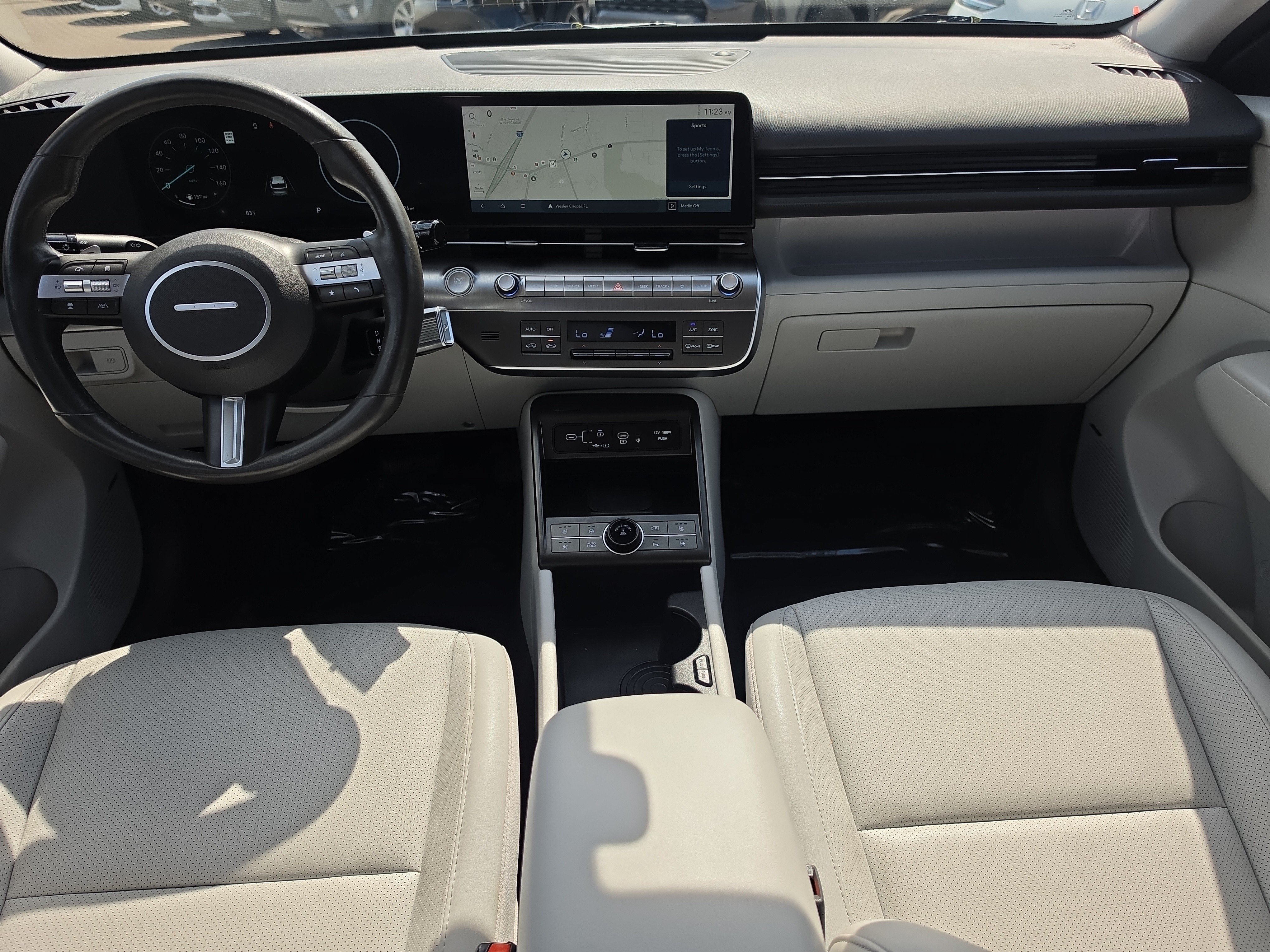 Used 2024 Hyundai Kona Limited AWD/4WD image 13