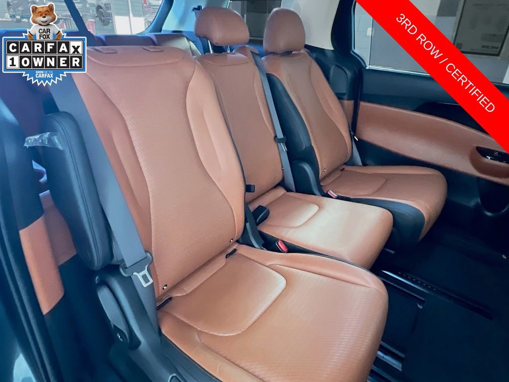 Certified 2024 Kia Carnival SX Prestige image 9