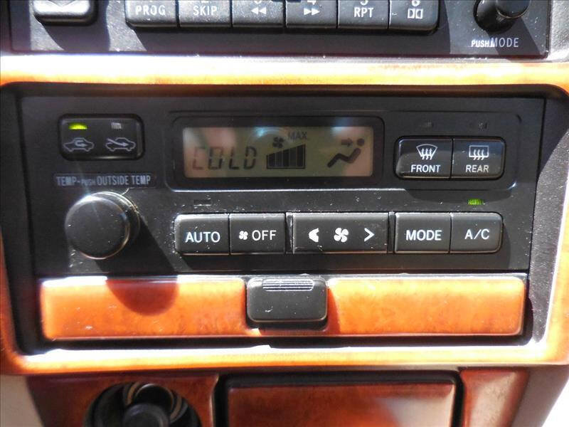 Used 1999 Toyota Solara SLE w/ Sport Pkg image 7