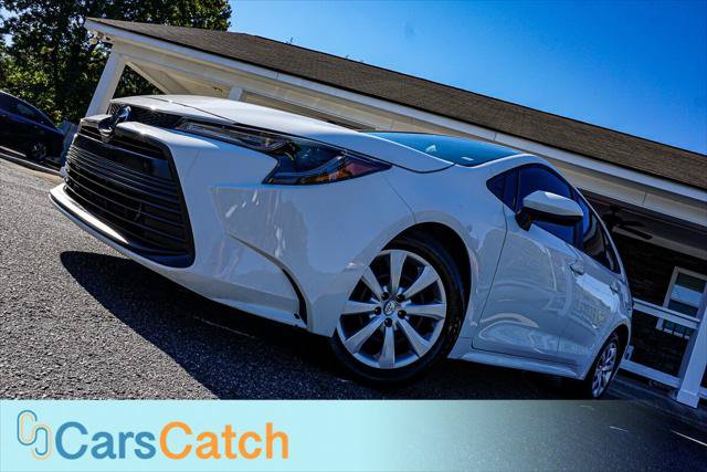 Used 2024 Toyota Corolla LE FWD image 3