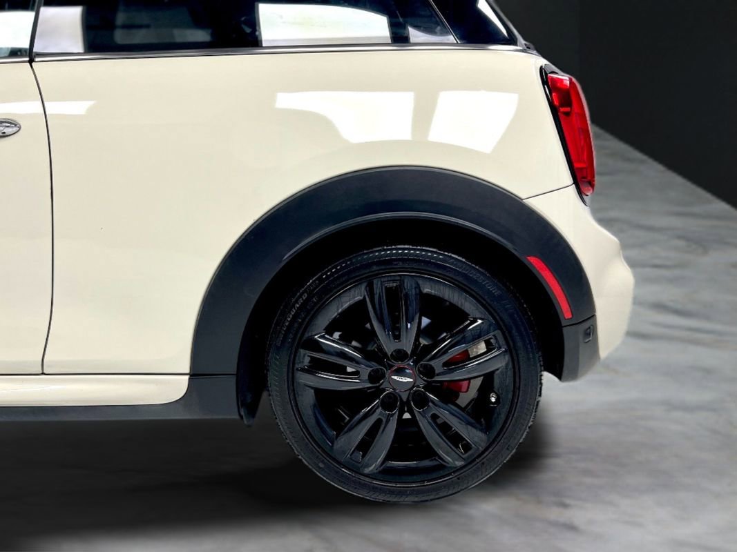 Used 2019 MINI Cooper John Cooper Works w/ Signature Upholstery Package image 11