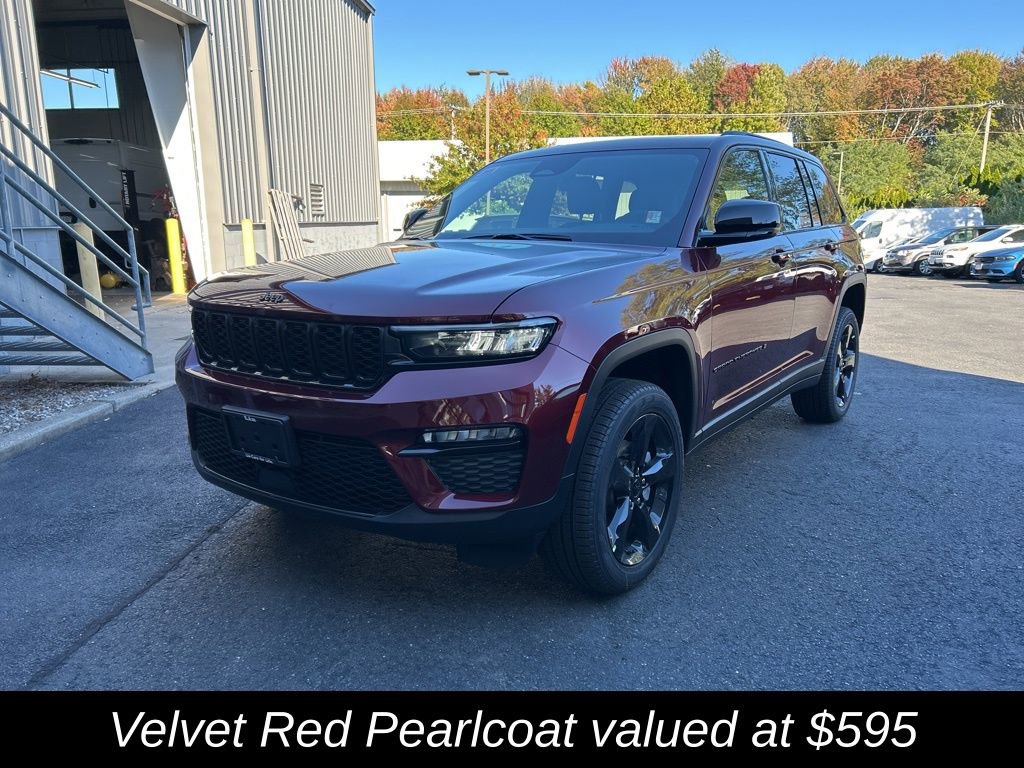 New 2025 Jeep Grand Cherokee Limited w/ Black Appearance Package image 7