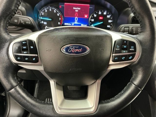 Used 2023 Ford Explorer XLT image 28