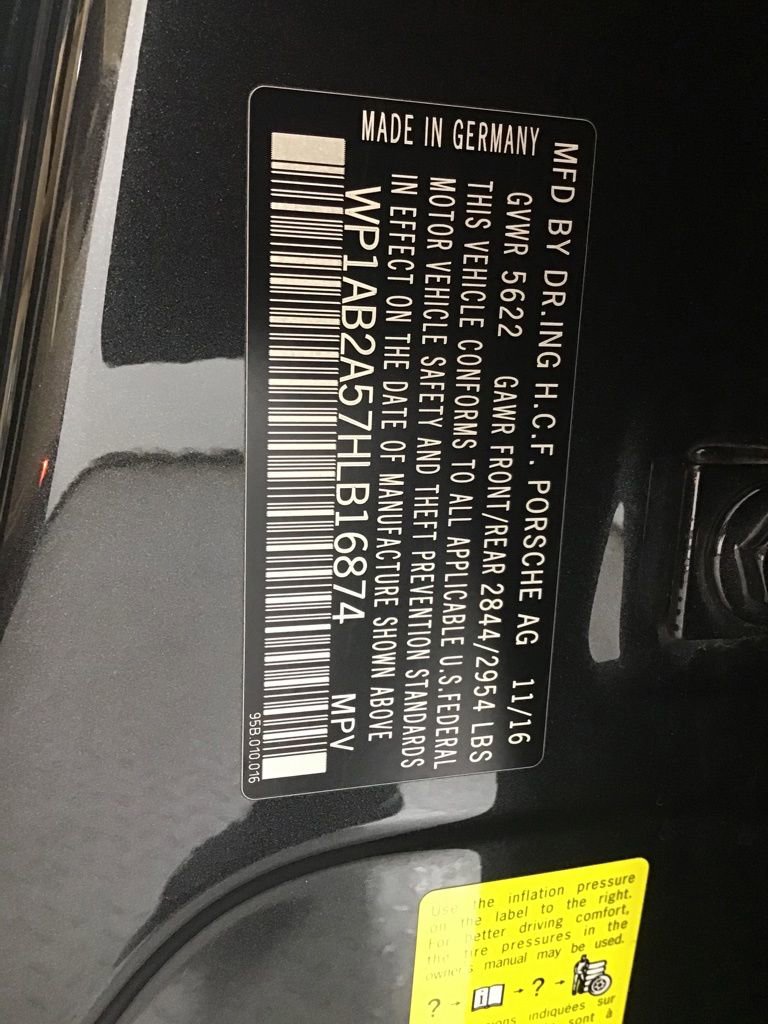 Certified 2017 Porsche Macan S AWD/4WD image 43