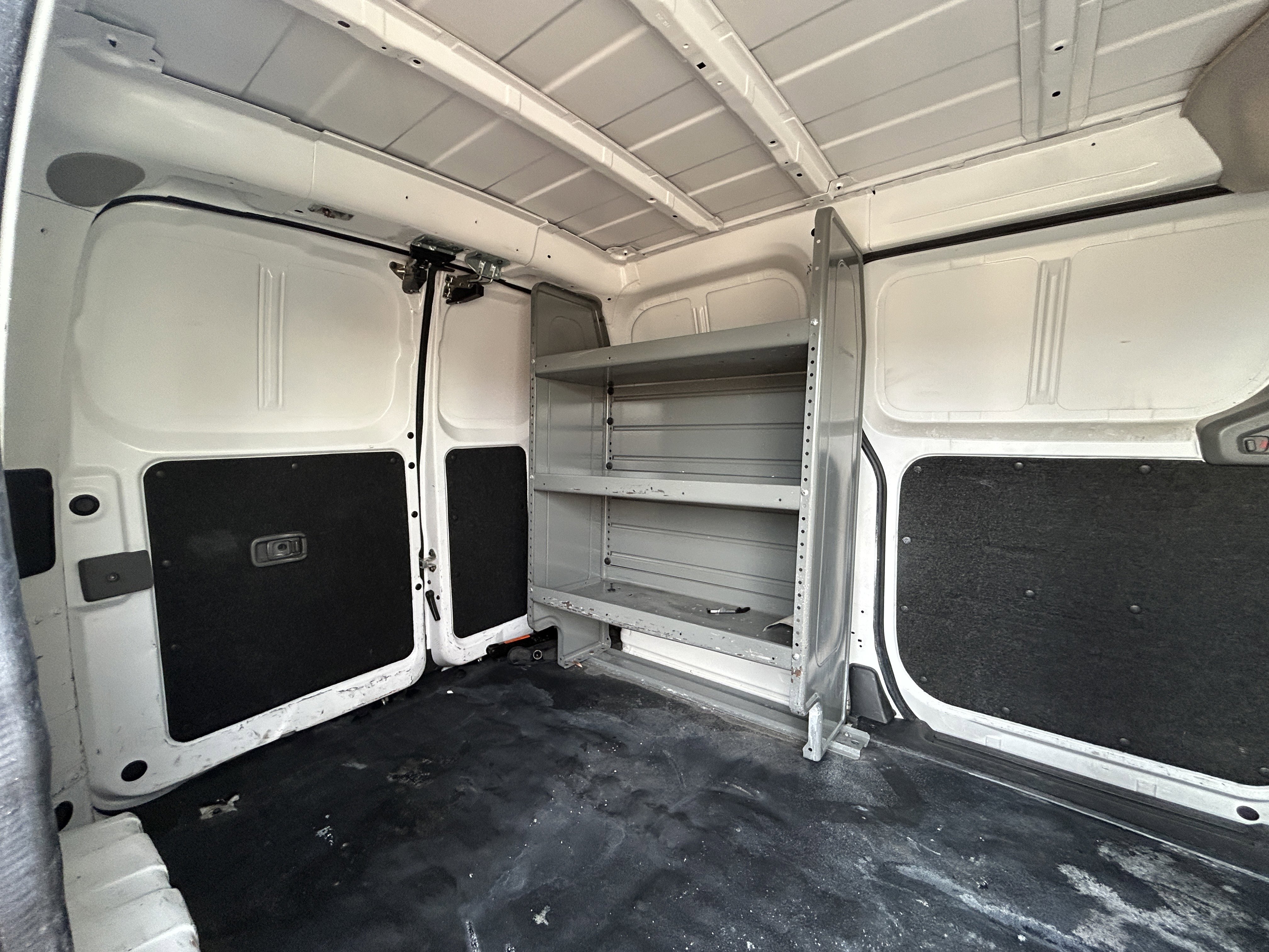 Used 2019 Nissan NV200 S image 9