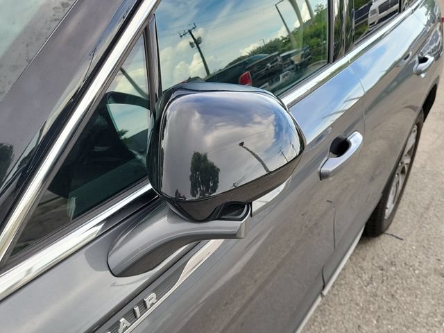 Certified 2025 Lincoln Corsair FWD image 5