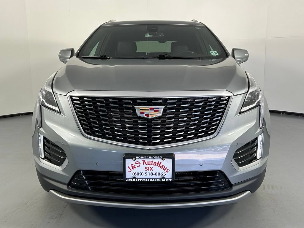 Used 2023 Cadillac XT5 Premium Luxury AWD/4WD image 2