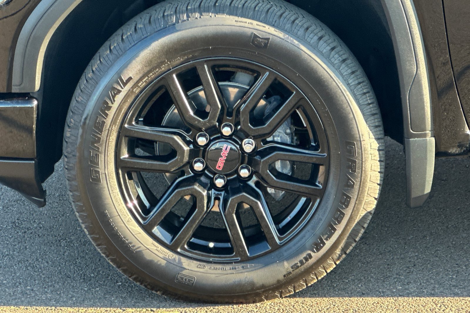 Used 2024 GMC Sierra 1500 Elevation w/ LPO, Elevation Black Package image 24