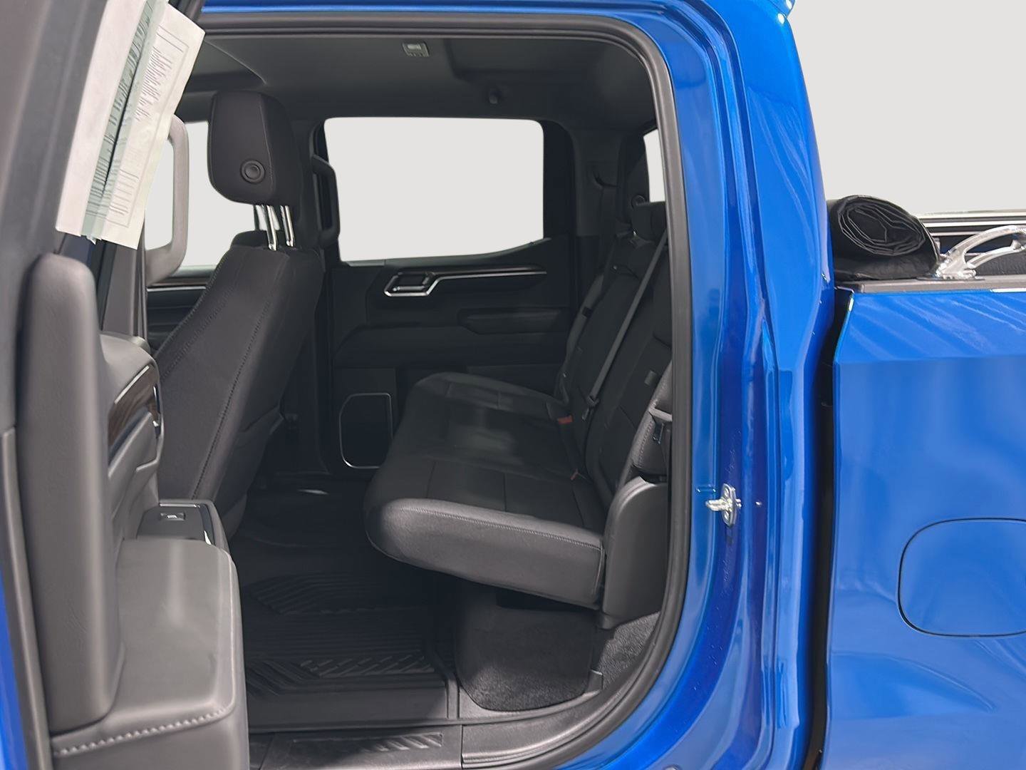 Used 2023 Chevrolet Silverado 1500 RST w/ Convenience Package II image 24