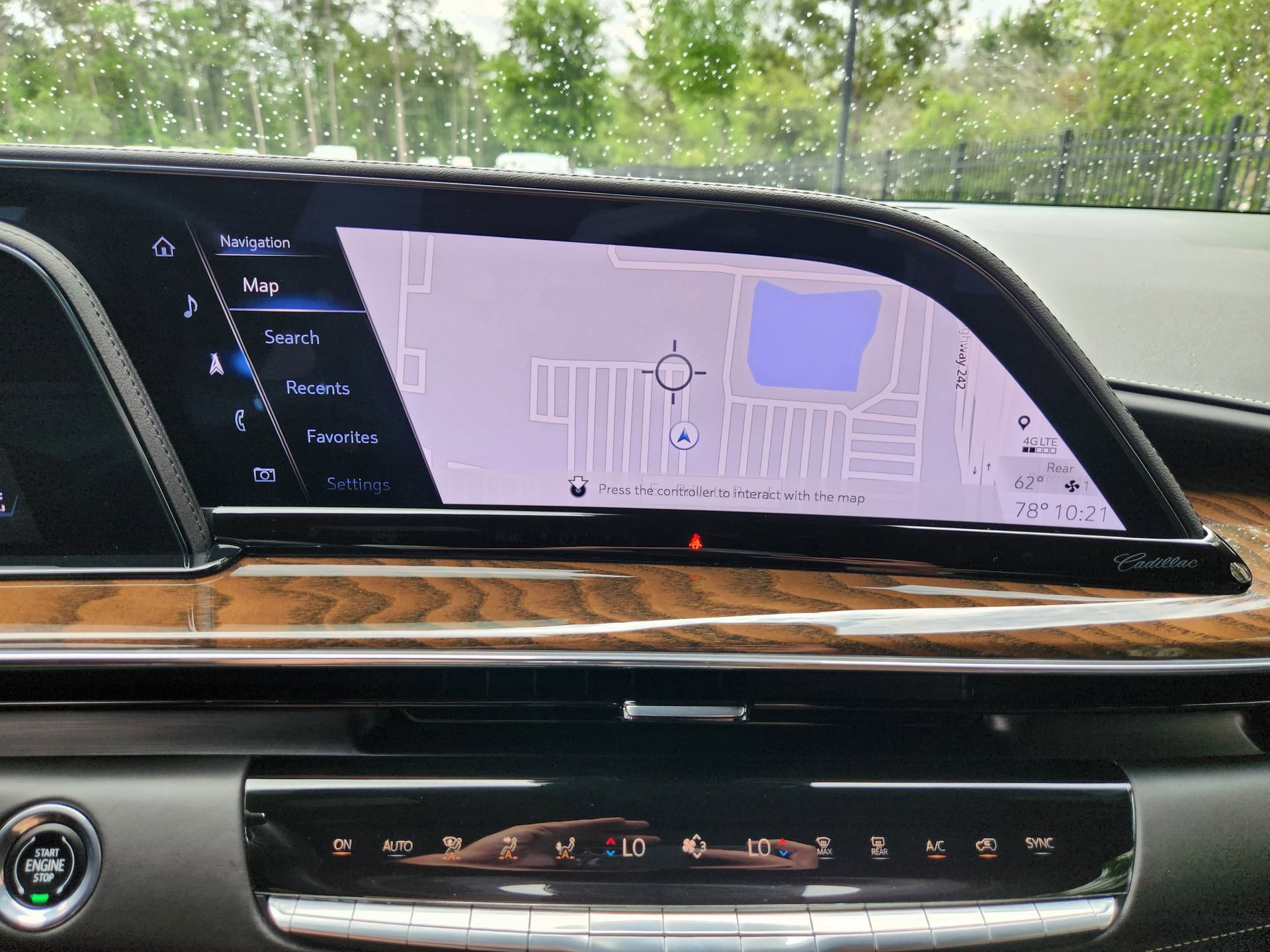 Used 2023 Cadillac Escalade Sport Platinum w/ LPO, ONYX Package image 18