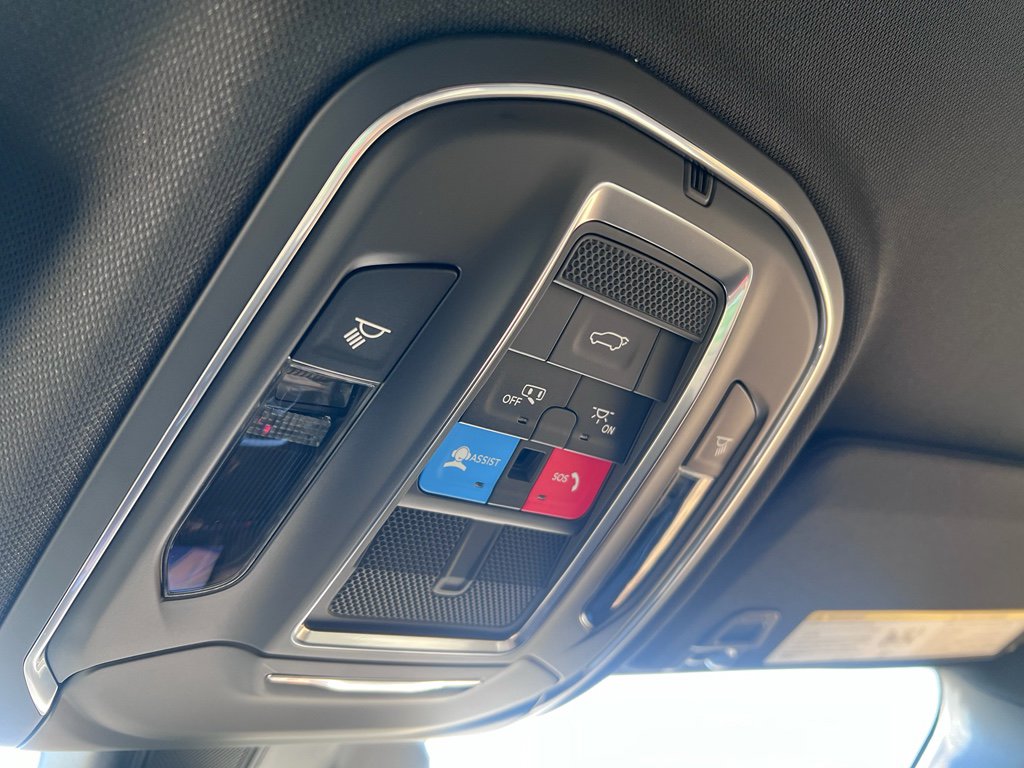 New 2026 Jeep Grand Cherokee Altitude AWD/4WD image 25