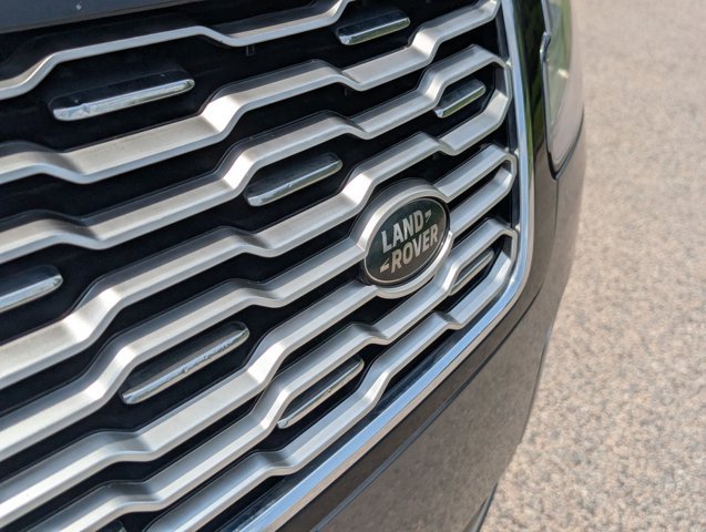 Used 2019 Land Rover Range Rover LWB SV Autobiography AWD/4WD image 7