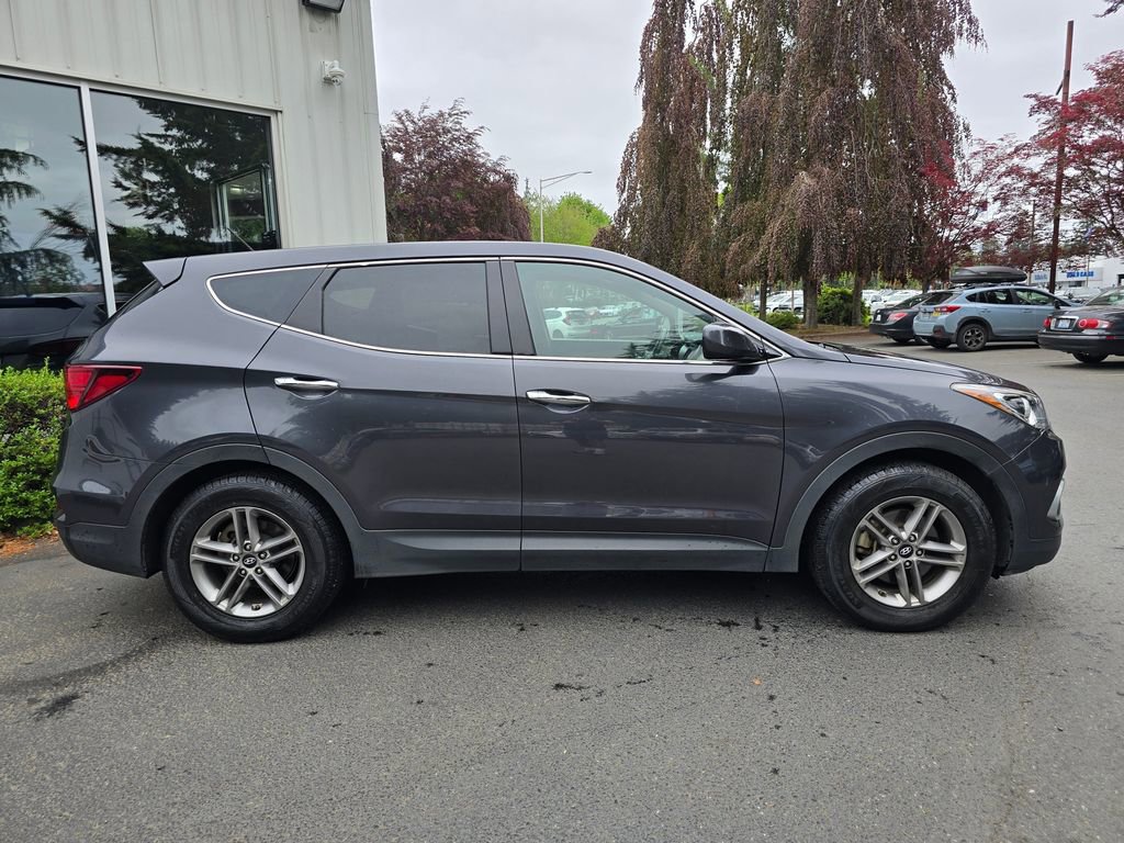 Used 2018 Hyundai Santa Fe Sport FWD image 3