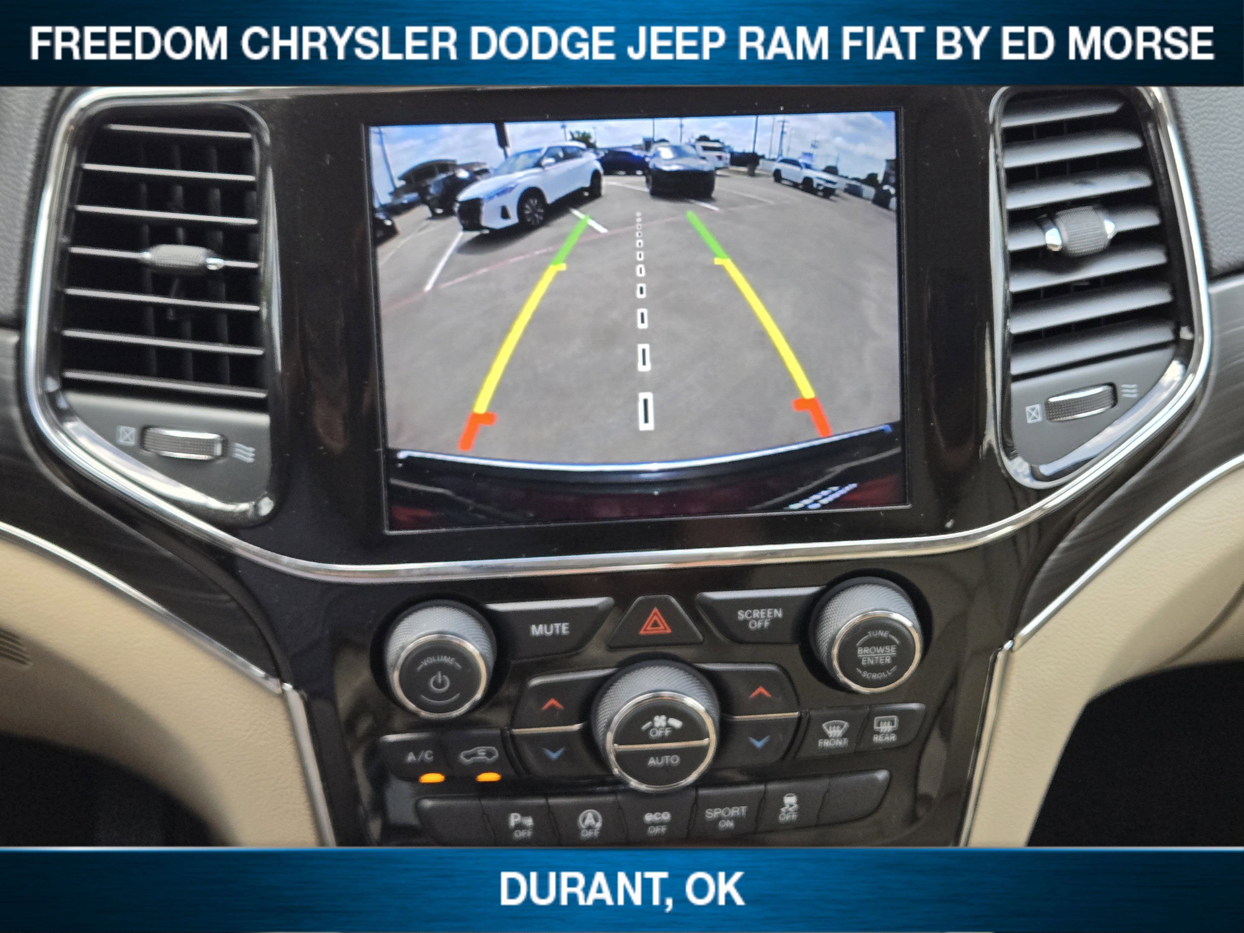 Used 2022 Jeep Grand Cherokee Limited w/ Trailer Tow Group IV image 12