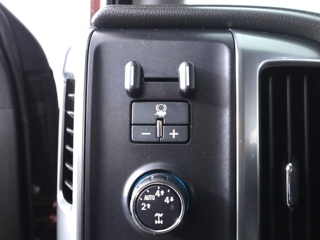 Used 2016 Chevrolet Silverado 1500 LTZ image 11