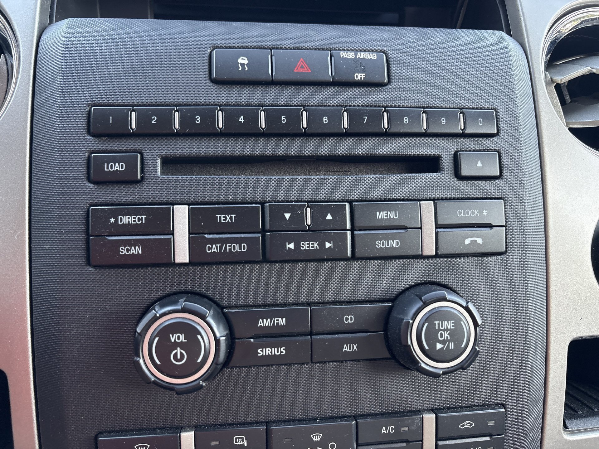 Used 2010 Ford F150 2WD SuperCrew image 6