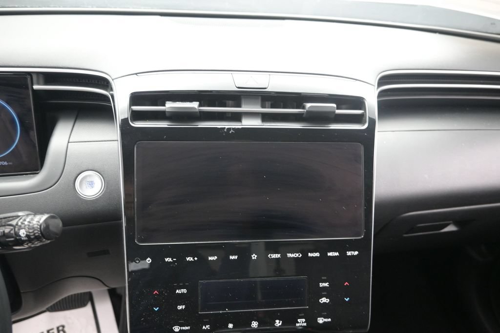 Used 2023 Hyundai Santa Cruz SEL Premium AWD/4WD image 13
