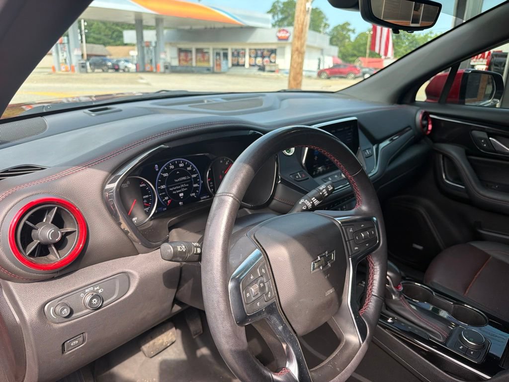Used 2021 Chevrolet Blazer RS w/ Enhanced Convenience Package FWD image 16