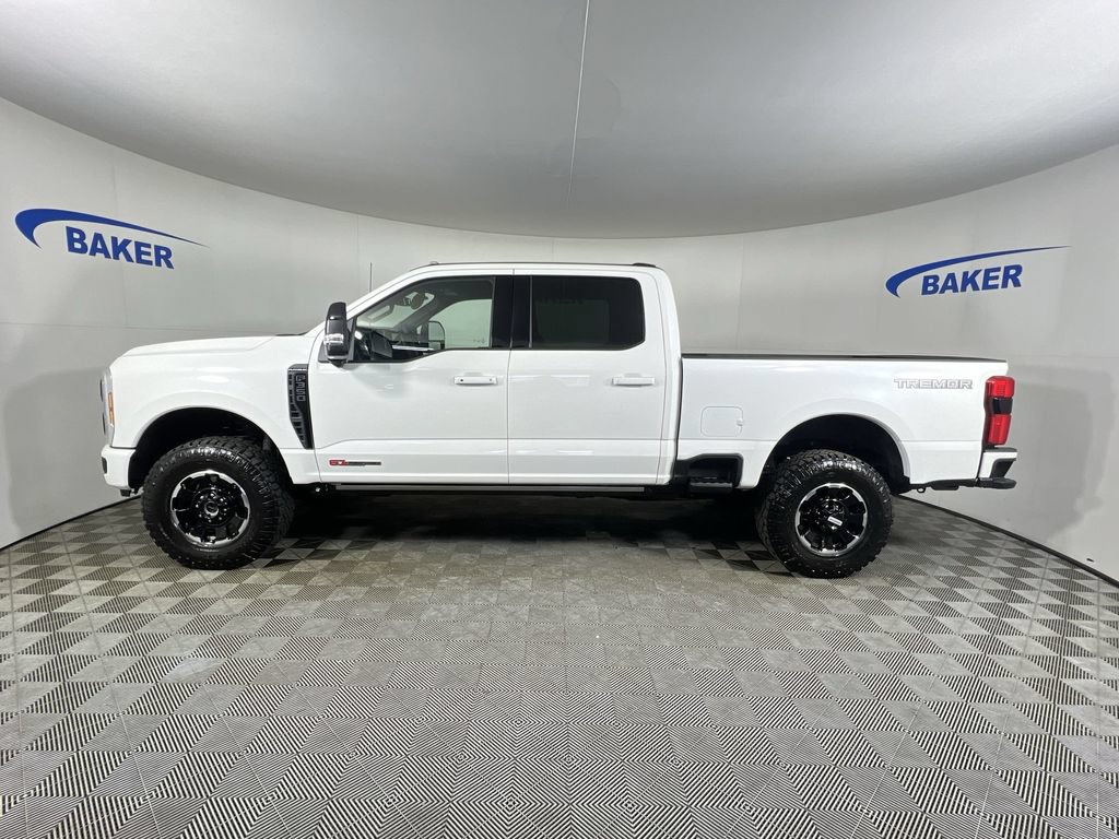 Used 2026 Ford F350 Platinum w/ Tremor Off-Road Package AWD/4WD image 6