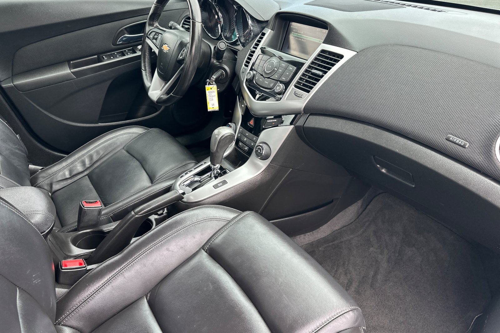 Used 2015 Chevrolet Cruze Diesel FWD image 15