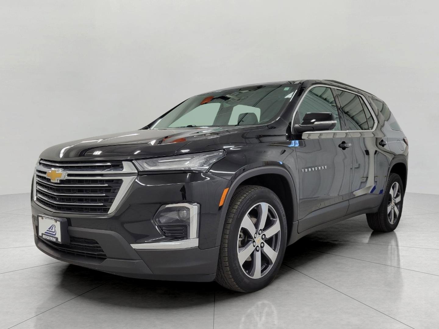 Used 2023 Chevrolet Traverse LT w/ LT Premium Package image 13