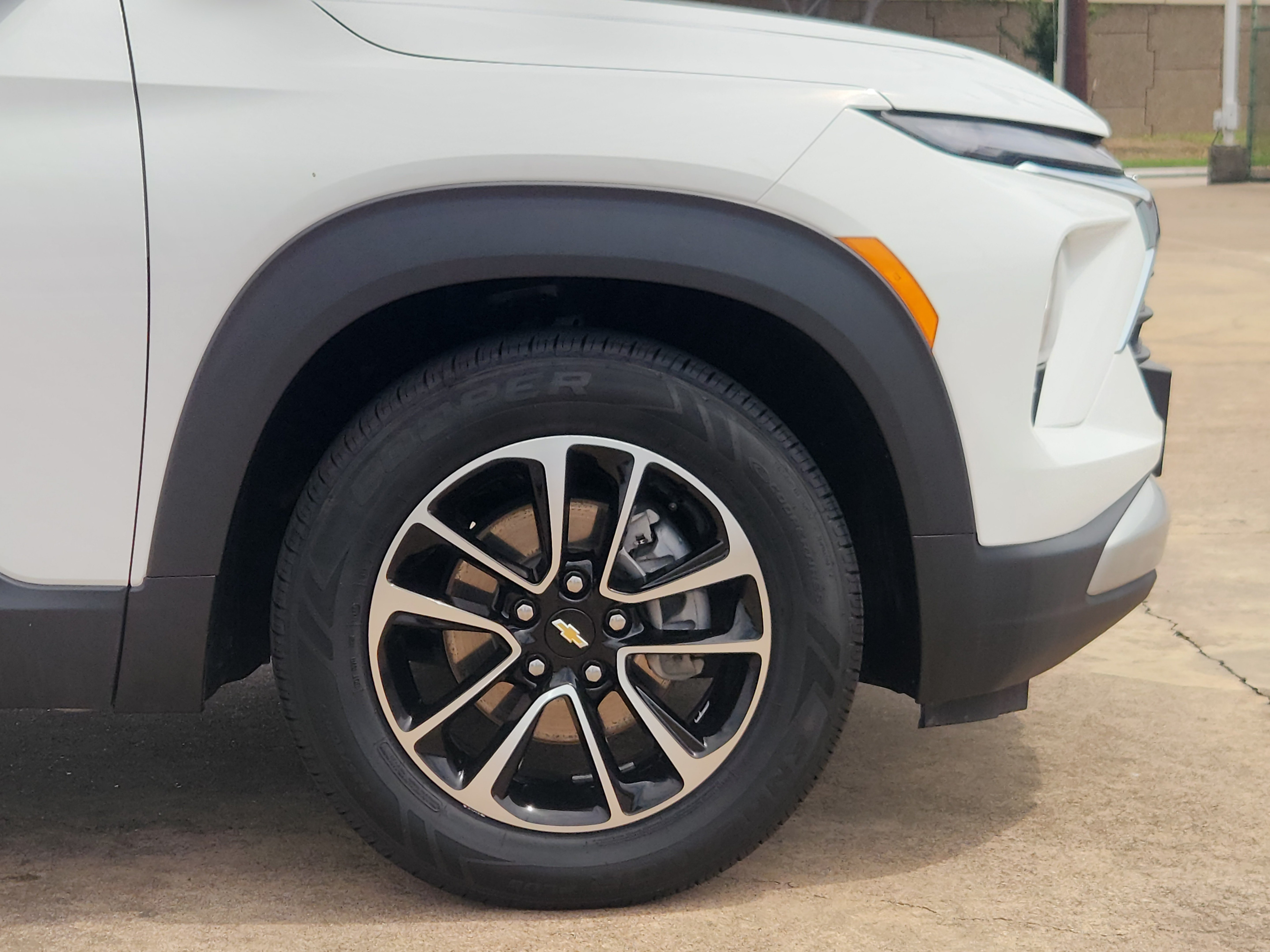 Certified 2024 Chevrolet TrailBlazer LT FWD image 9