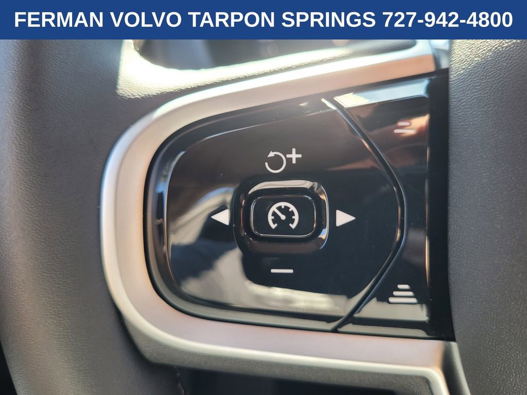 New 2026 Volvo XC60 T8 Core image 30