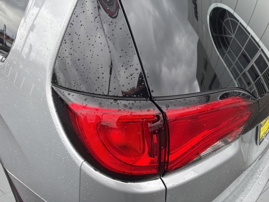 New 2026 Chrysler Voyager LX image 28
