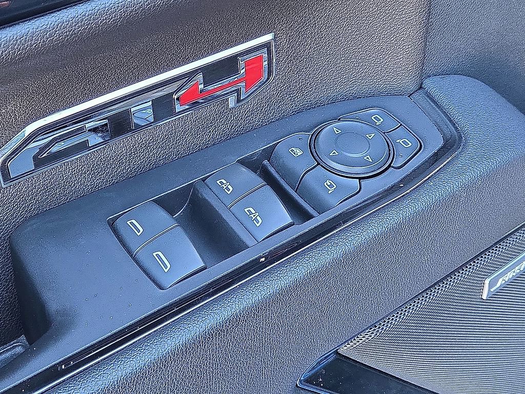 Used 2022 GMC Sierra 1500 AT4 w/ AT4 Premium Package image 22